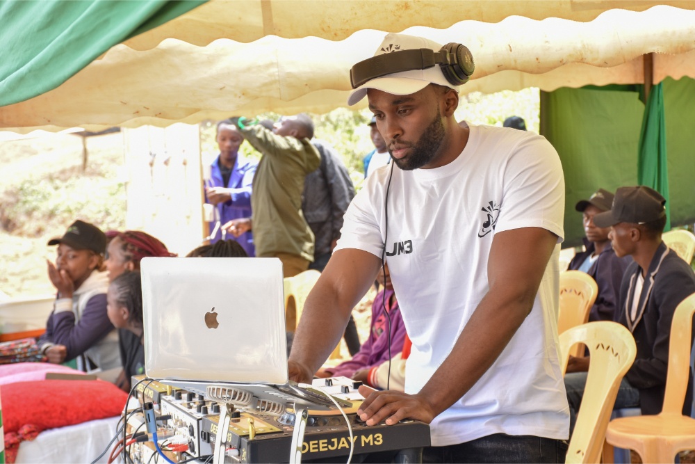 DJM3 on the decks during the Murayas Musical Talent Upscaling event