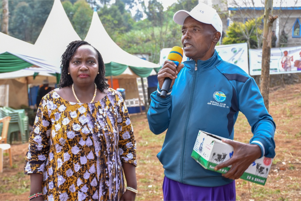 Muraya giving a word of thanks on behalf of the Murayas