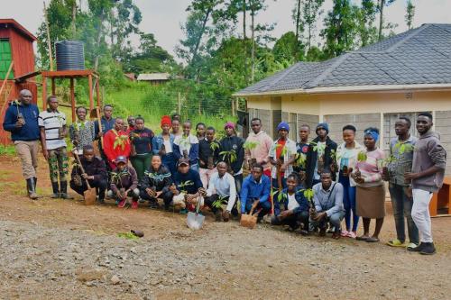 360 Climate Institutes Youth planting trees